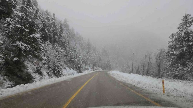 Karabük’te Kar Yağışı Etkili Oluyor