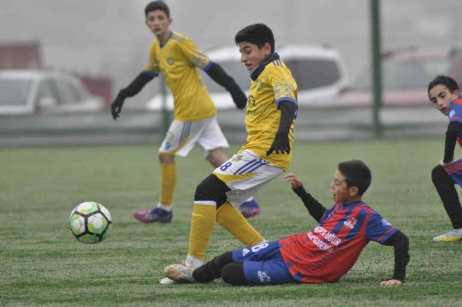 Kayseri U14 Play-off: Erkiletspor: 0- Talasgücü Belediyespor:0