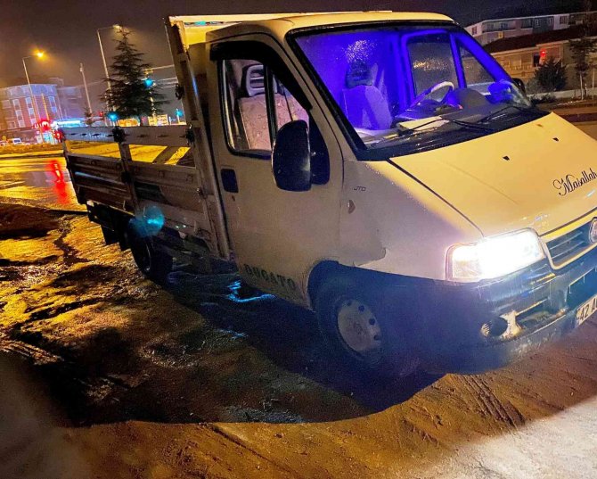 Otomobil İle Pikap Çarpıştı: 1 Yaralı