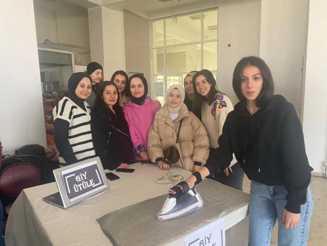 Kütahya’da ’Kendine Yardım Aletleri’ Sergisi Açıldı