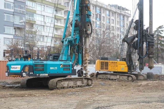 Kütüphane Ve Kültür Merkezi’nin Cumhuriyet’in 100. Yılında Hizmete Açılması Hedefleniyor