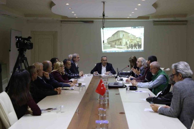 ’Karamancılar Konağı’ İçin Tarihi Dokunun Korunması Çağrısı