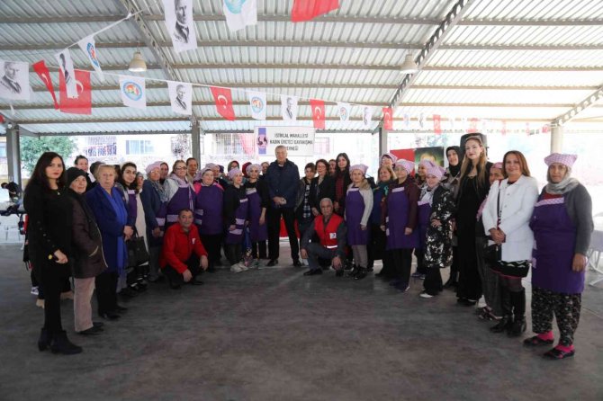 Mezitli İ̇stiklal Mahallesi Kadın Üretici Pazarı Açıldı