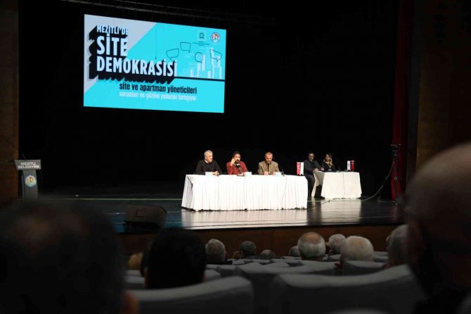 Başkan Tarhan: "Belediye Başkanının Beldesindeki Uçan Kuştan Haberi Olması Gerekir"