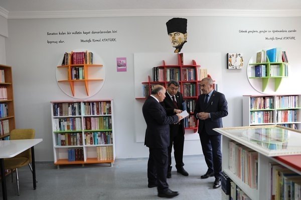 Mardin’de Kütüphanesiz Okul Kalmayacak