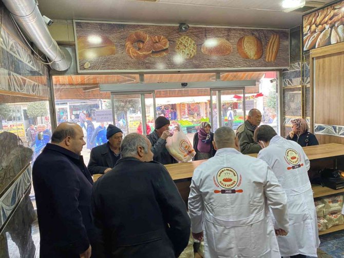 Ulukışla İlçesinde Ekmek Fırını Açıldı