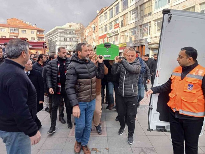Silahlı Saldırıda Hayatını Kaybeden Öğretim Görevlisi Çaprak Defnedildi
