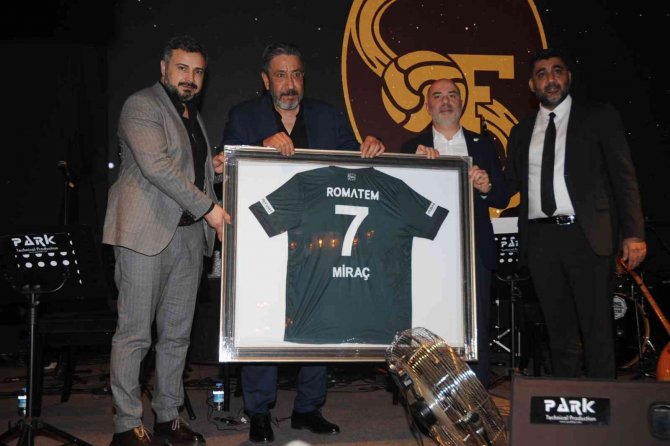 Ofspor’un Yadımlaşma Ve Yeni Yıl Davetine İş Dünyasından Yoğun İlgi