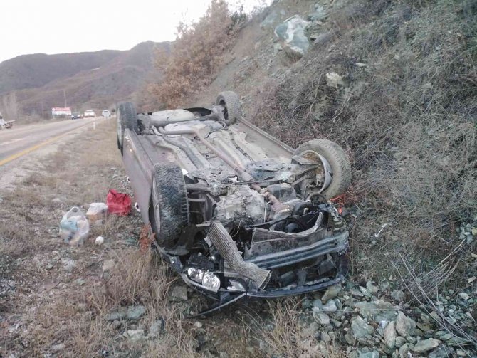 Otomobil Takla Attı, Emniyet Kemeri Sayesinde Yara Almadan Kurtuldu
