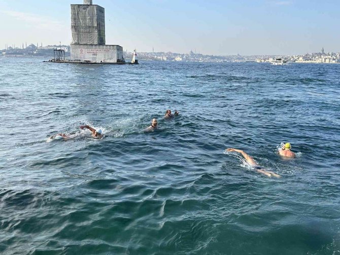 İ̇stanbul’da Kış Ayında Boğazda Deniz Sefası