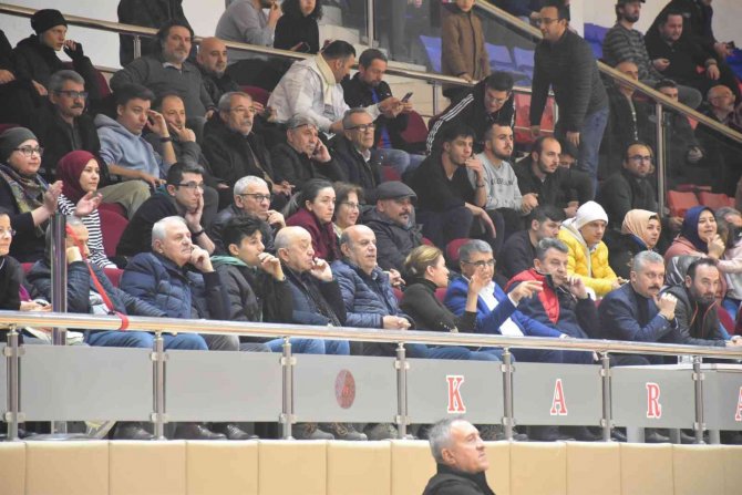 Demirkartal Gsk, Namağlup Bursa’yı Devirerek Devreye Lider Girdi