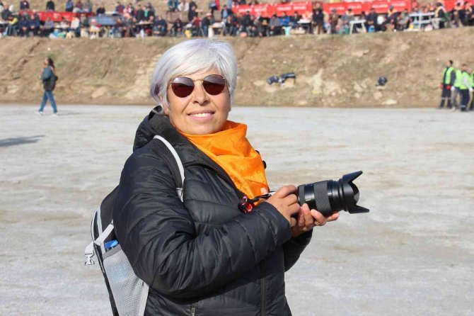 Devecilik Kültürünü Fotoğraflara Yansıtıyor