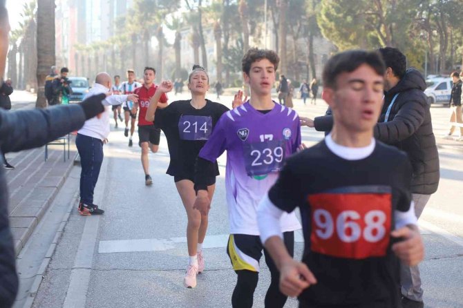 Gençler Ata’sı İçin Koştu