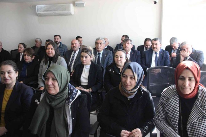 Ak Parti Genel Başkan Yardımcısı Özhaseki: "Ak Parti Türkiye’de Devrim Niteliğinde İşler Yaptı"