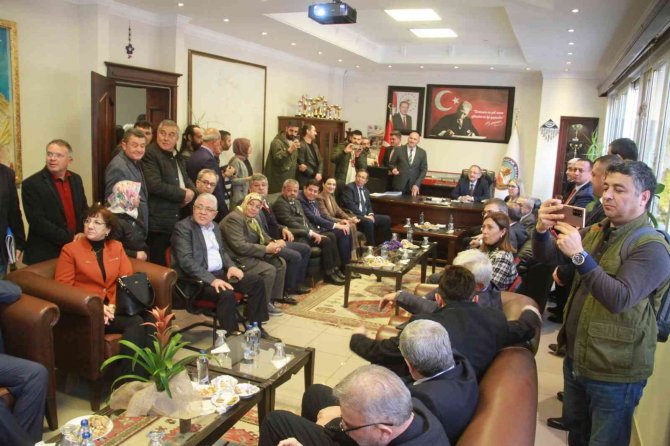 Kuyucak Belediye Başkanı Ertürk, Ak Parti Genel Başkan Yardımcısı Özhaseki’yi Ağırladı