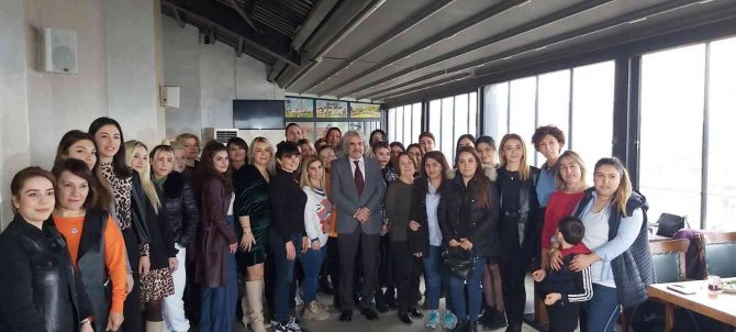 Alaşehirli Berber Ve Kuaförlerin Tatil Günleri Belli Oldu