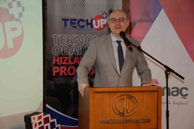 Anadolu Üniversitesi’nde 6. Techup+ Başladı