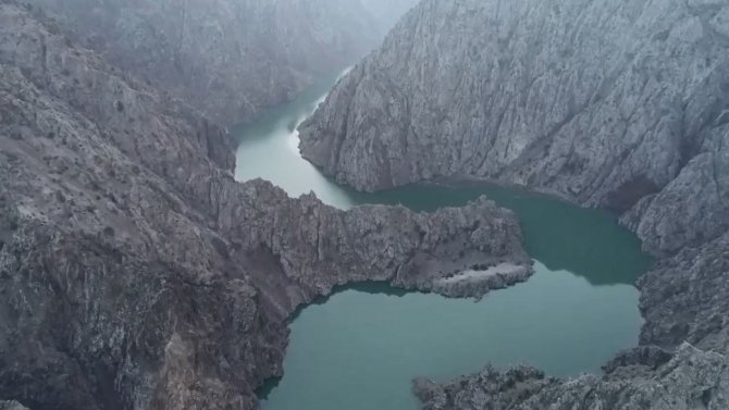 Yusufeli Barajı’nda Depolanan Su Miktarı 32,5 Milyon Metreküpe Ulaştı