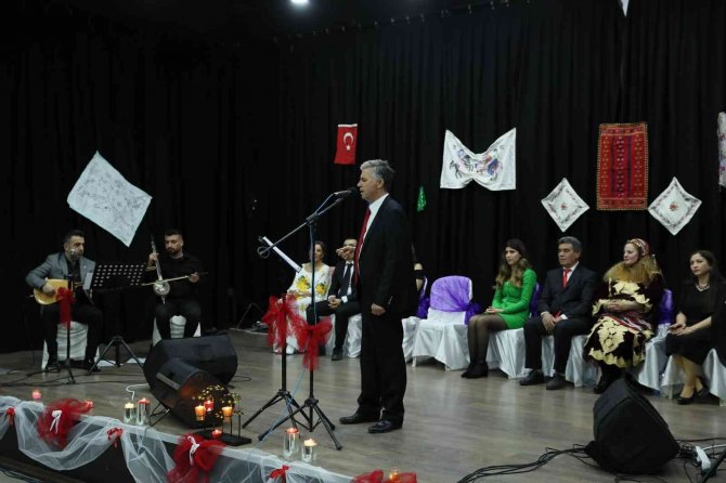 Asev Thm Korosu’ndan Yıl Sonu Konseri