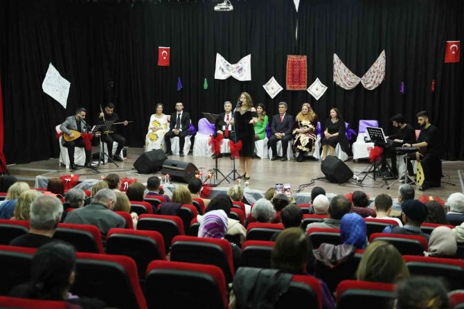 Asev Thm Korosu’ndan Yıl Sonu Konseri