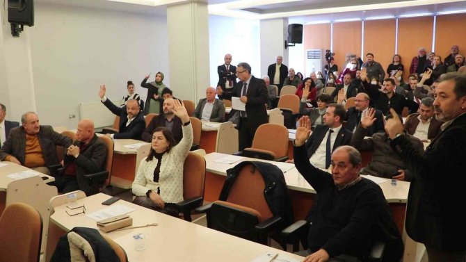 Atakum Meclisi Olağanüstü Toplandı: 43 Personele Yeni Statü