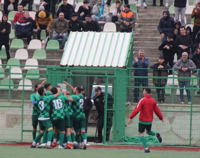 Salihli Belediyespor Devreye Moralli Girdi