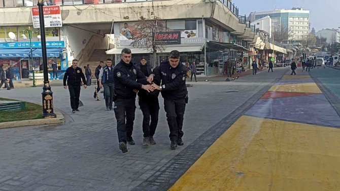 Bolu Belediyesini Birbirine Katan Saldırgan Tutuklandı