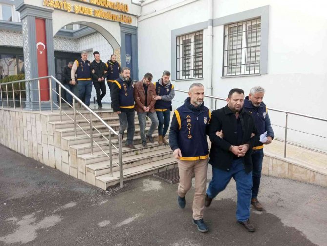 Bursa’da ’Çekiç 1’ Operasyonu