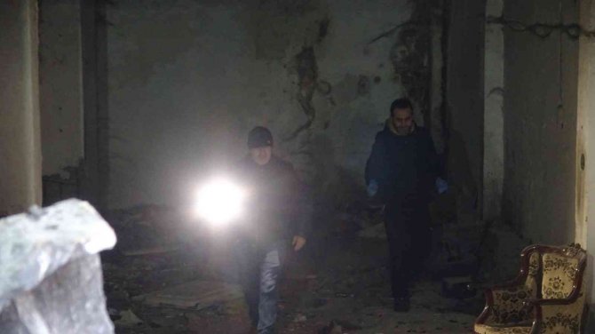 Bursa’da Metruk Binada Şüpheli Ölüm
