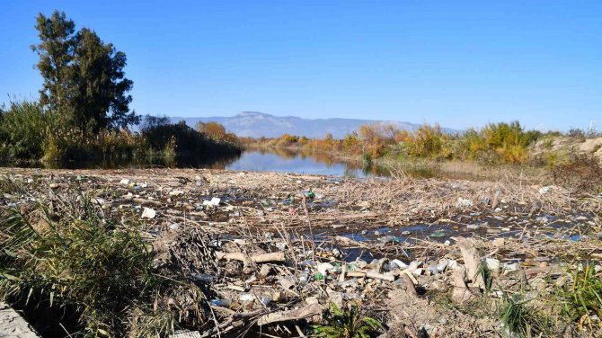 Büyük Menderes Nehri Kirliliğine Bakanlık El Attı