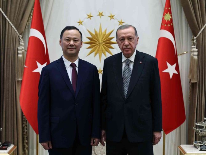 Cumhurbaşkanı Erdoğan, Kırgızistan Büyükelçisi Ruslan Kazakbaev’i Kabul Etti