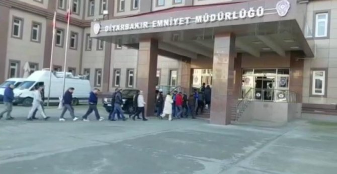 "Saklambaç Operasyonu"nda Gözaltına Alınan 11 Şüpheliden 10’u Tutuklandı