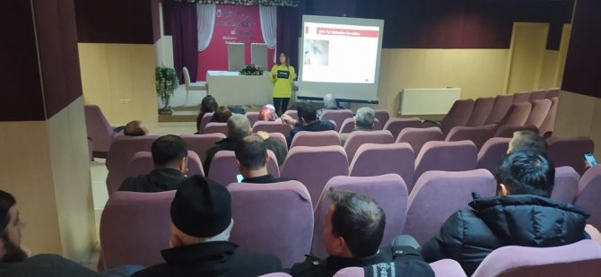 Muhtarlara Kadına Yönelik Şiddet Mücadele Anlatıldı