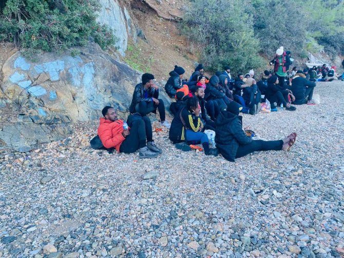 Fethiye’de 54 Düzensiz Göçmen Yakalandı