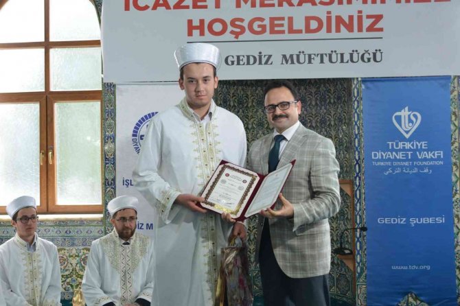 Gediz’de Hafızlık İcazet Merasimi