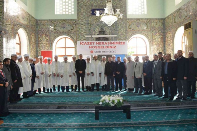 Gediz’de Hafızlık İcazet Merasimi