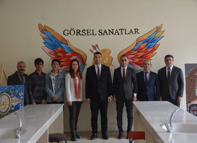 Kaymakam Taşgın, Öğrencilerin Gelecek Planlarını Ve Taleplerini Dinledi