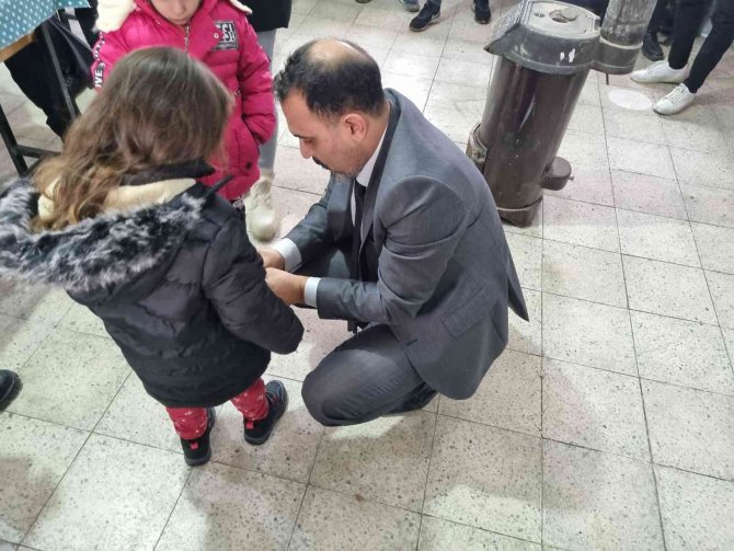 Vedaş Ailesi ‘Her Mevsim Tebessüm’ Projesiyle Miniklerin Yüzünü Güldürüyor