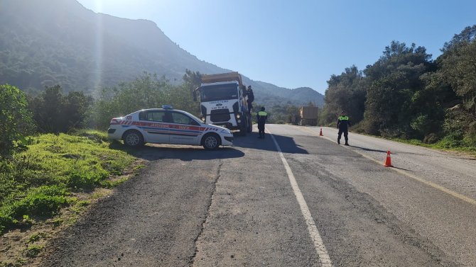 Bodrum’da Jandarmadan Ekiplerinin Denetimleri Sürüyor