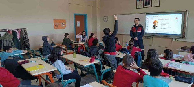 Jandarmanın Kades Eğitimleri Devam Ediyor
