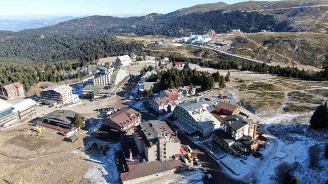 Uludağ Yeni Yıla Kar Olmadan Giriyor