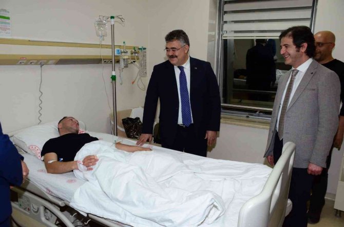 Komiser Kaza Kurşunuyla Yaralandı
