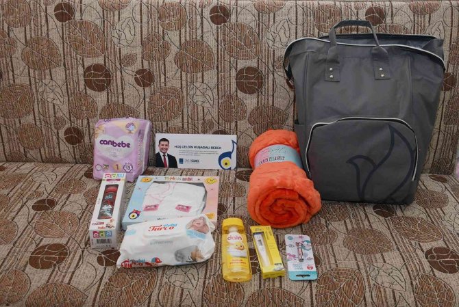 Kuşadası Belediyesi’nden 280 Bebeğe Hoşgeldin Ziyareti