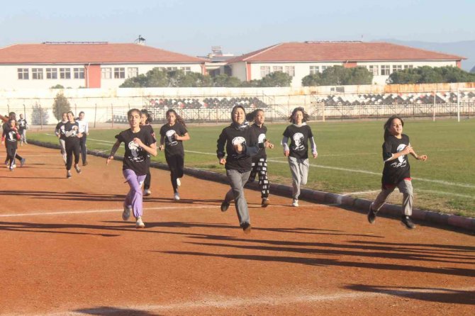 Büyük Atatürk Koşusu Turgutlu’da Yapıldı