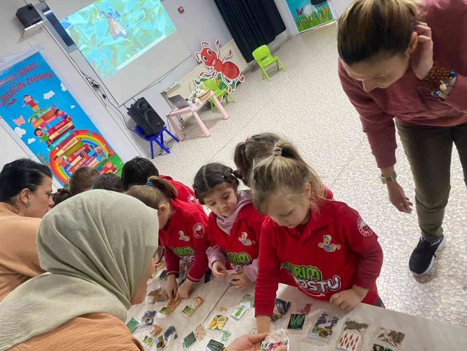 Öğrenciler Böcek Korkularını Yendi