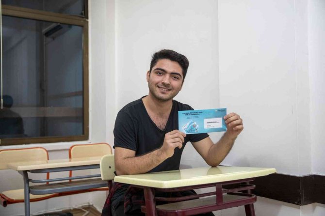 Mersinde Öğrenim Desteklerinin İlk Kısmı Öğrencilerin Hesabında