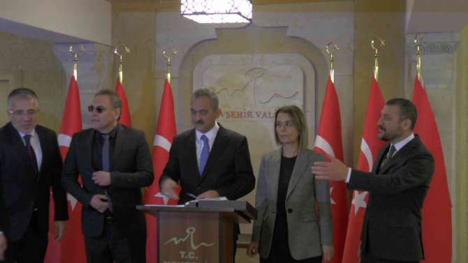 Milli Eğitim Bakanı Özer Nevşehir’de Temaslarda Bulundu