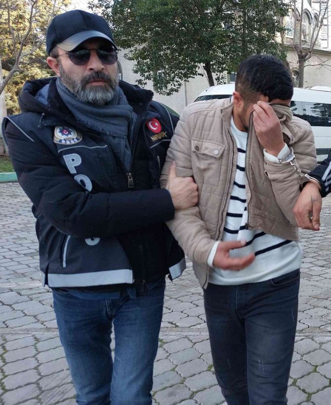 Samsun’da Otele Uyuşturucu Operasyonu: 2 Gözaltı