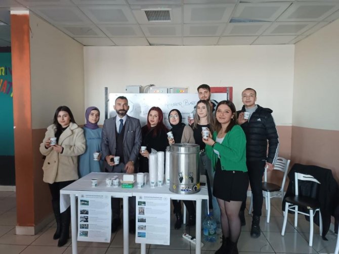 Burhaniye’de Üniversitelilerin Projeleri Devam Ediyor