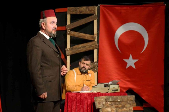 "Ben, Mehmet Akif" Oyunu Duygu Dolu Anlar Yaşattı